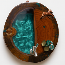 Carregar imagem no visualizador da galeria, Abridor de Parede Premium + Reservatório de Cachaça
